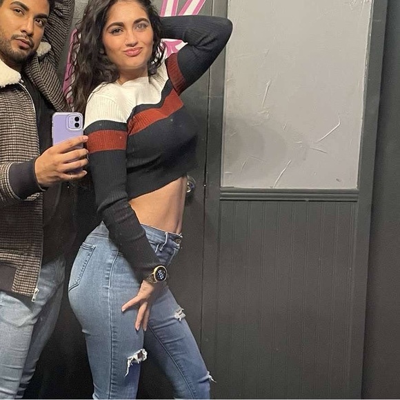 Stretchy crop sweater top - Picture 1 of 5